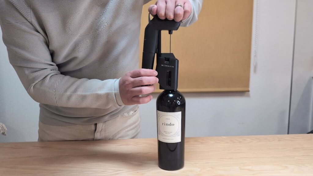 針(ニードル)を刺す瞬間