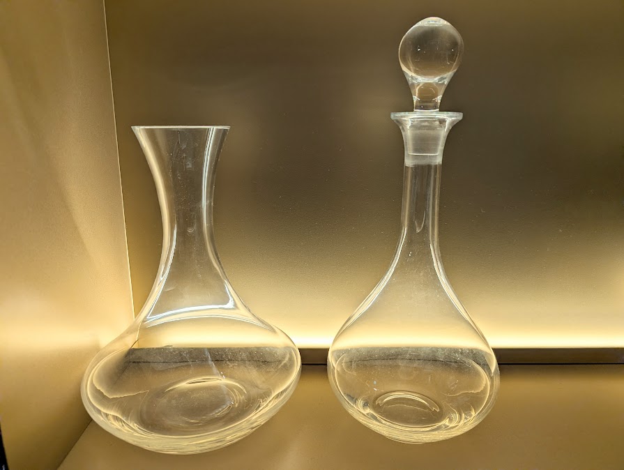 目的で変わるデキャンタの形状と使い方