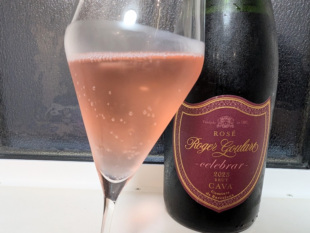 実際に飲んだ際の「ロジャーグラート カバ・ロゼ ブリュット 2023」の画像